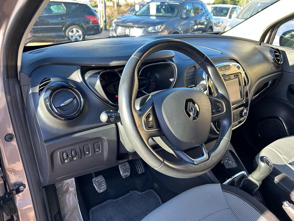 RENAULT CAPTUR ENERGY ZEN 1.5 DCI SPANISH LHD IN SPAIN 62000 MILES SUPERB 2016